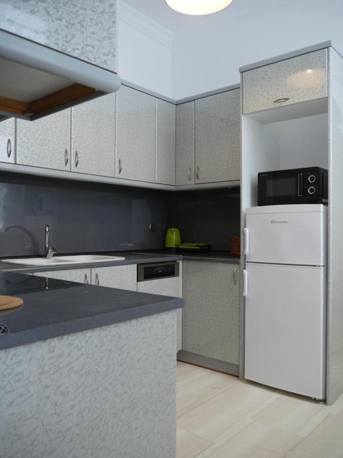 Sea Breeze-Vaporia-Syros Apartment Ermoupoli Exterior photo