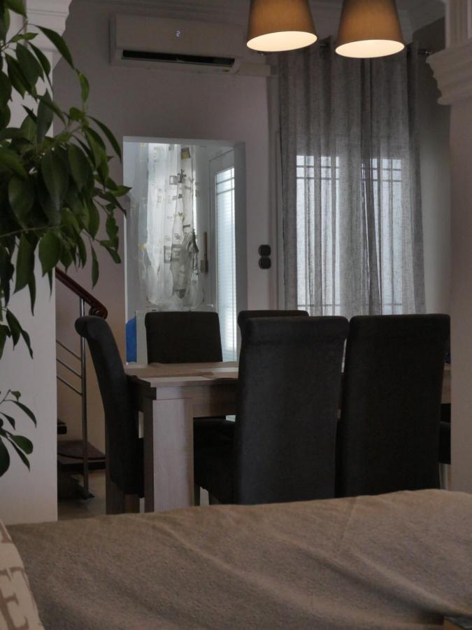 Sea Breeze-Vaporia-Syros Apartment Ermoupoli Exterior photo